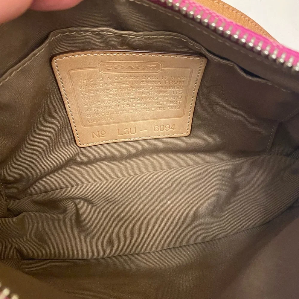 Coach Y2K Signature Demi Pochette / Baguette